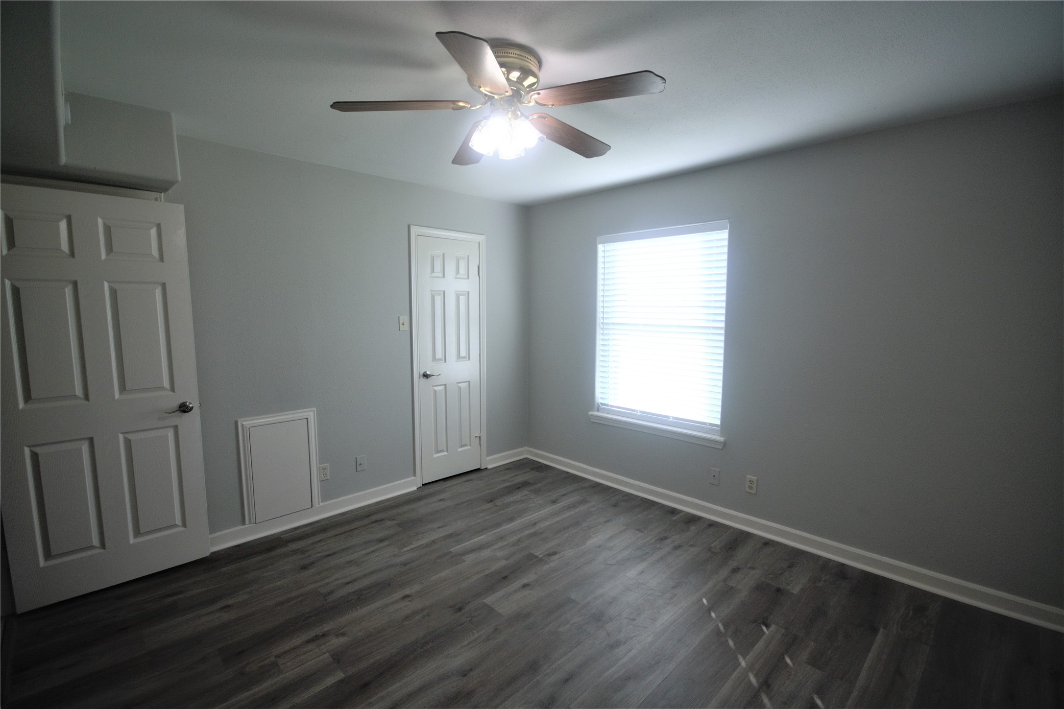 13115 Highway 6, Unit 4 Rosharon, TX 77583 - Photo 16 of 27 Gallery Image 16