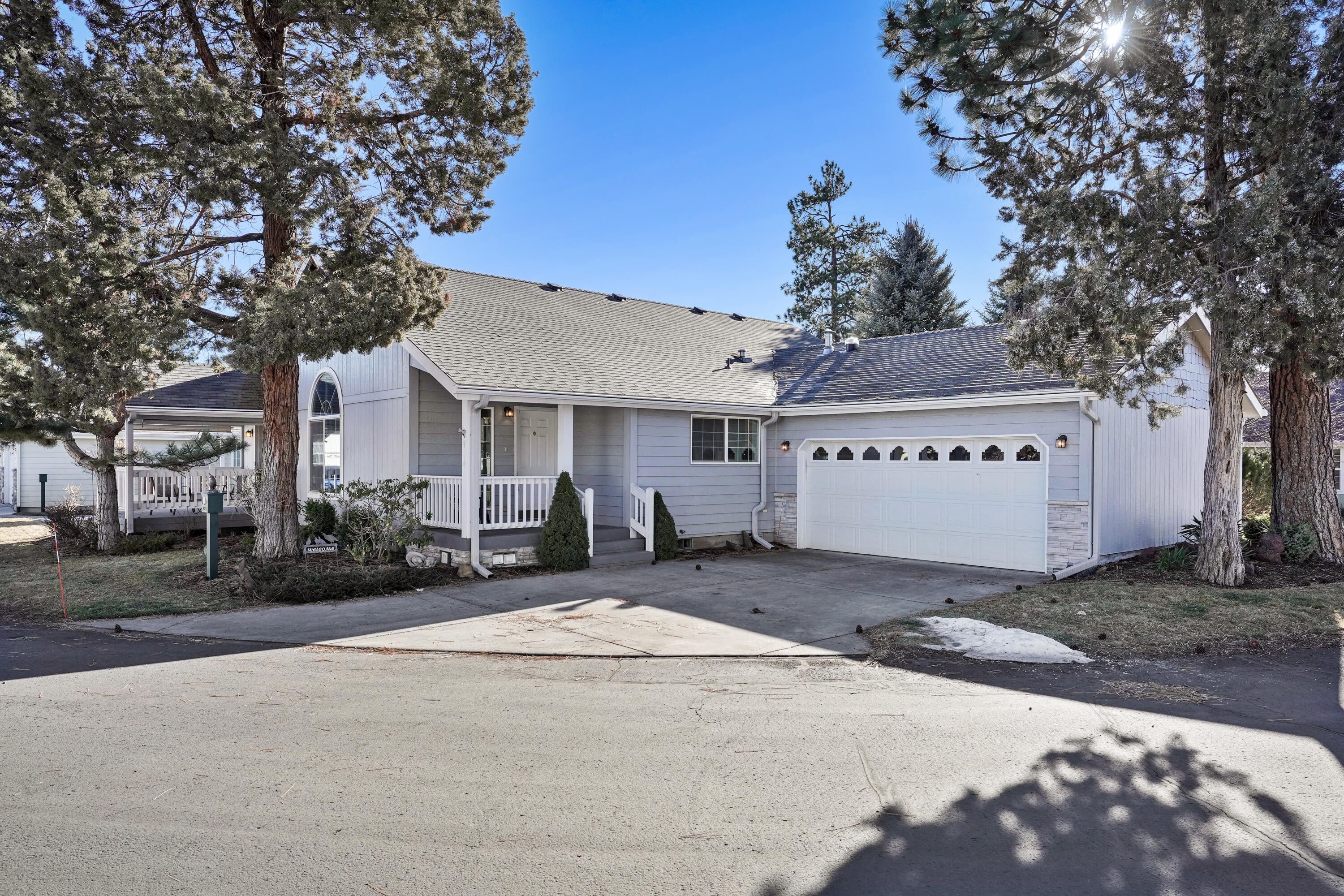 159 North Wheeler Loop Sisters, OR 97759 - Photo 1 of 25 Streetview, West side