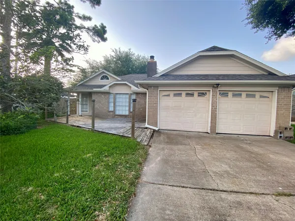 $1,750 | 3003 Briar Drive, Pasadena, TX 77503