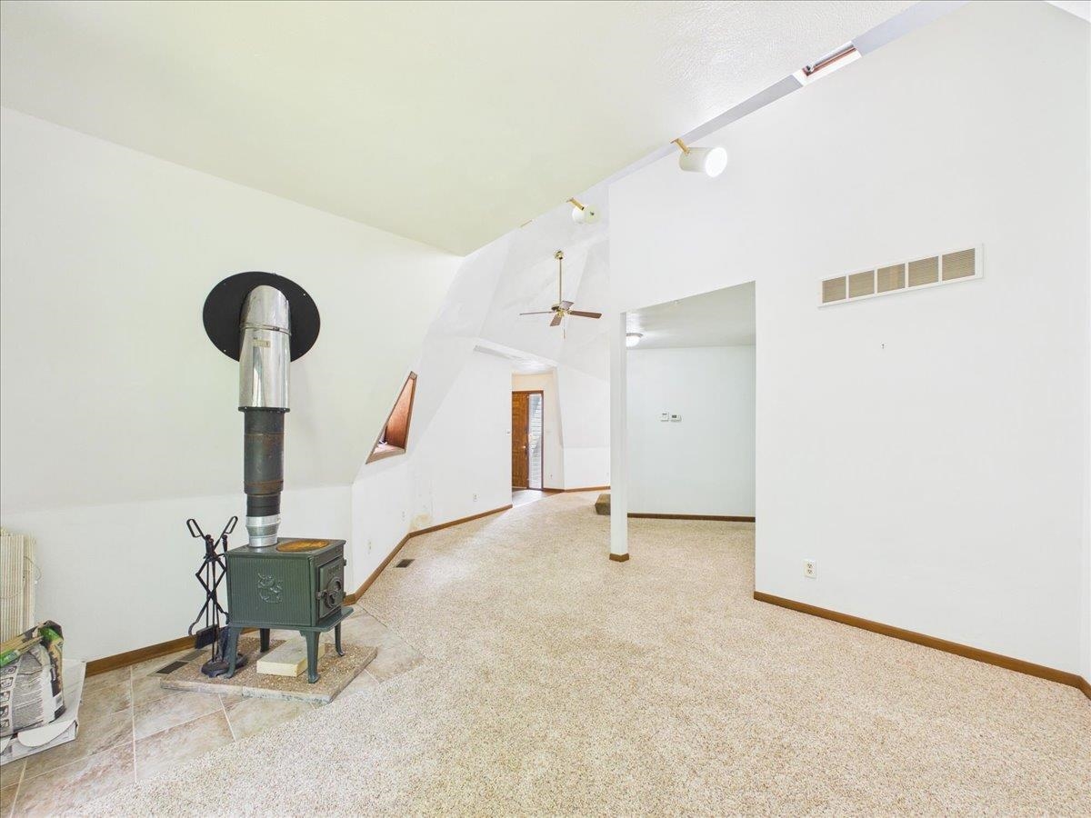 1636 Larchmont Road Davis, IL 61019 - Photo 11 of 32 Gallery Image 11