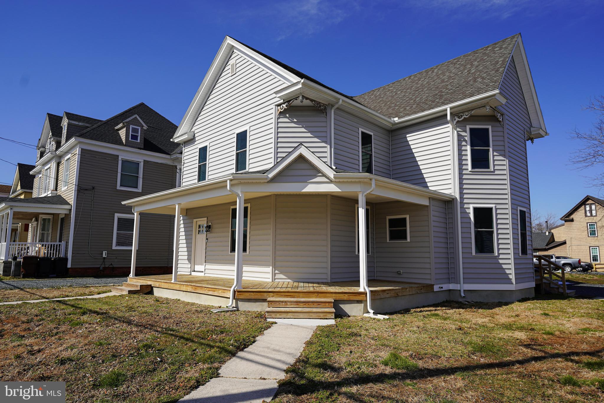 111 East Jewell Street Delmar, DE 19940 - Photo 3 of 59 a front view of a house with garden