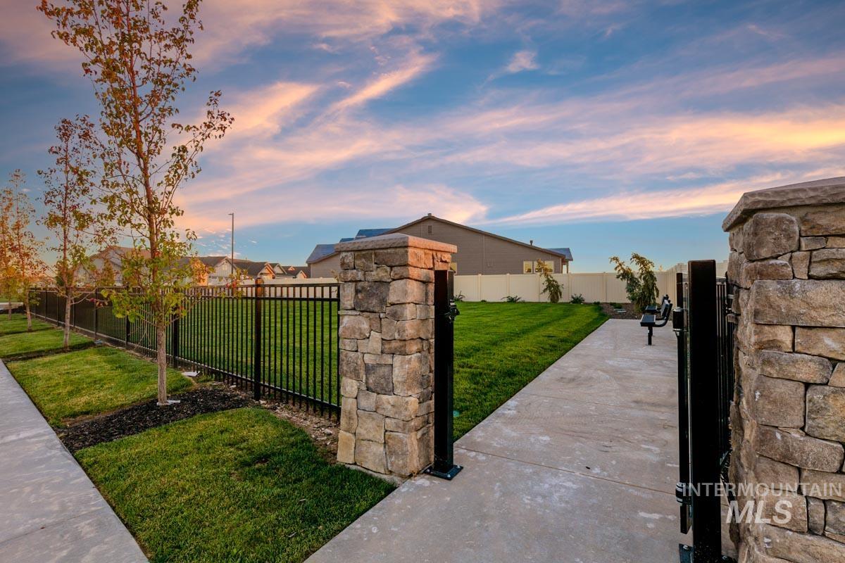 3281 East Englehart Lane Meridian, ID 83642 - Photo 31 of 35