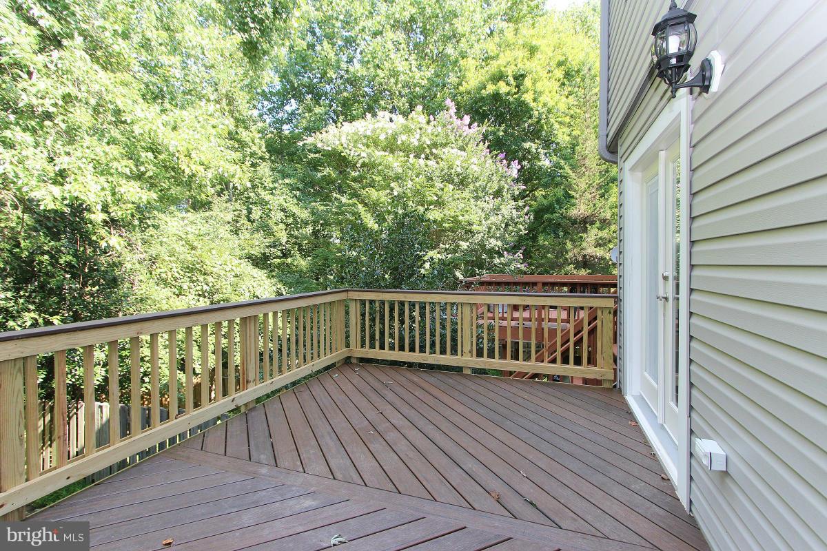 7916 Forest Path Way Springfield, VA 22153 - Photo 27 of 30 Exterior (Rear)