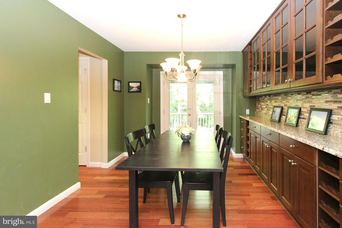 7916 Forest Path Way Springfield, VA 22153 - Photo 4 of 30 Dining Room