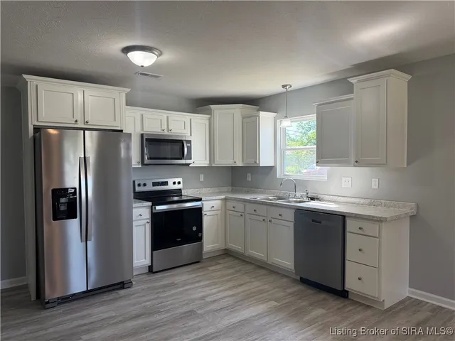 $164,900 | 200 East Walnut Street, Crothersville, IN 47229