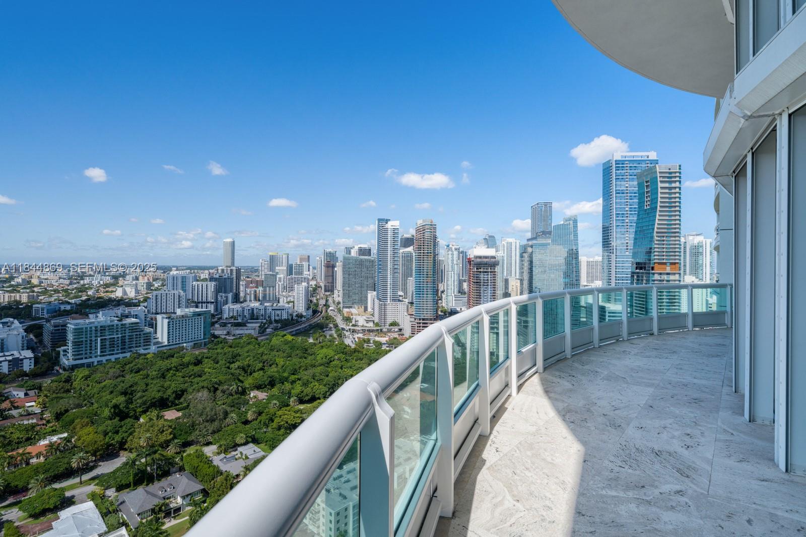 1643 Brickell Avenue, Unit 3702 Miami, FL 33129 - Photo 17 of 31