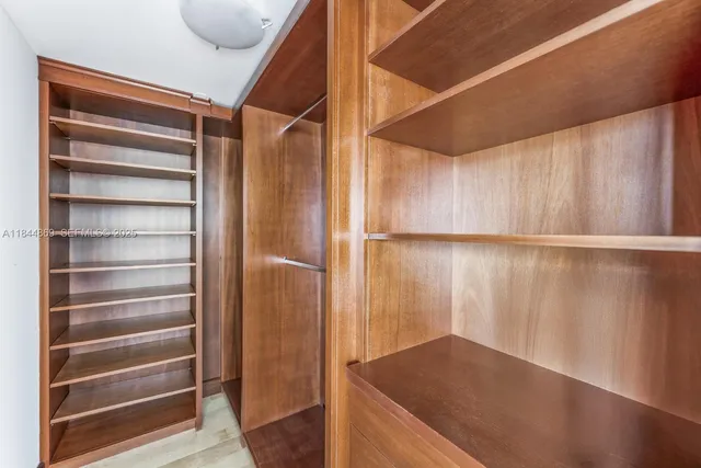 $6,500,000 | 1643 Brickell Avenue, Unit 3702, Miami, FL 33129