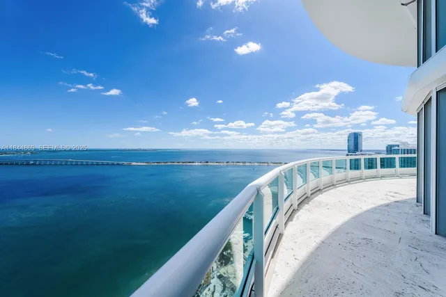 $6,500,000 | 1643 Brickell Avenue, Unit 3702, Miami, FL 33129
