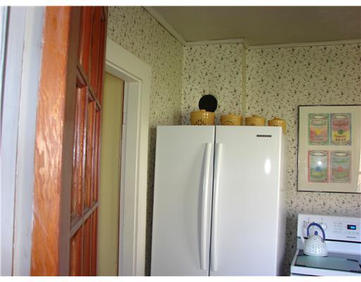 22 Old Station Road Woolwich, ME 04579 - Photo 4 of 13 Kitchen. Near dining room and front...