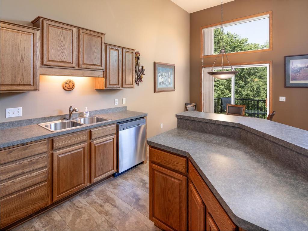 15329 Wilderness Ridge Road Northwest Prior Lake, MN 55372 - Photo 7 of 21
