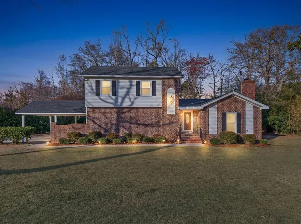 $318,900 | 2402 South Hallmark Drive, Florence, SC 29505