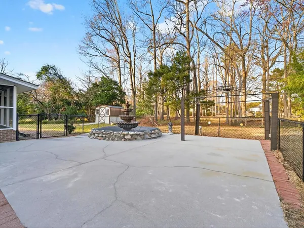 $318,900 | 2402 South Hallmark Drive, Florence, SC 29505