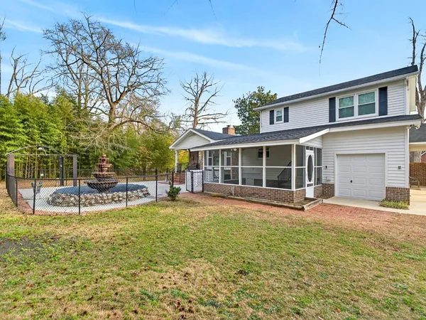 $318,900 | 2402 South Hallmark Drive, Florence, SC 29505