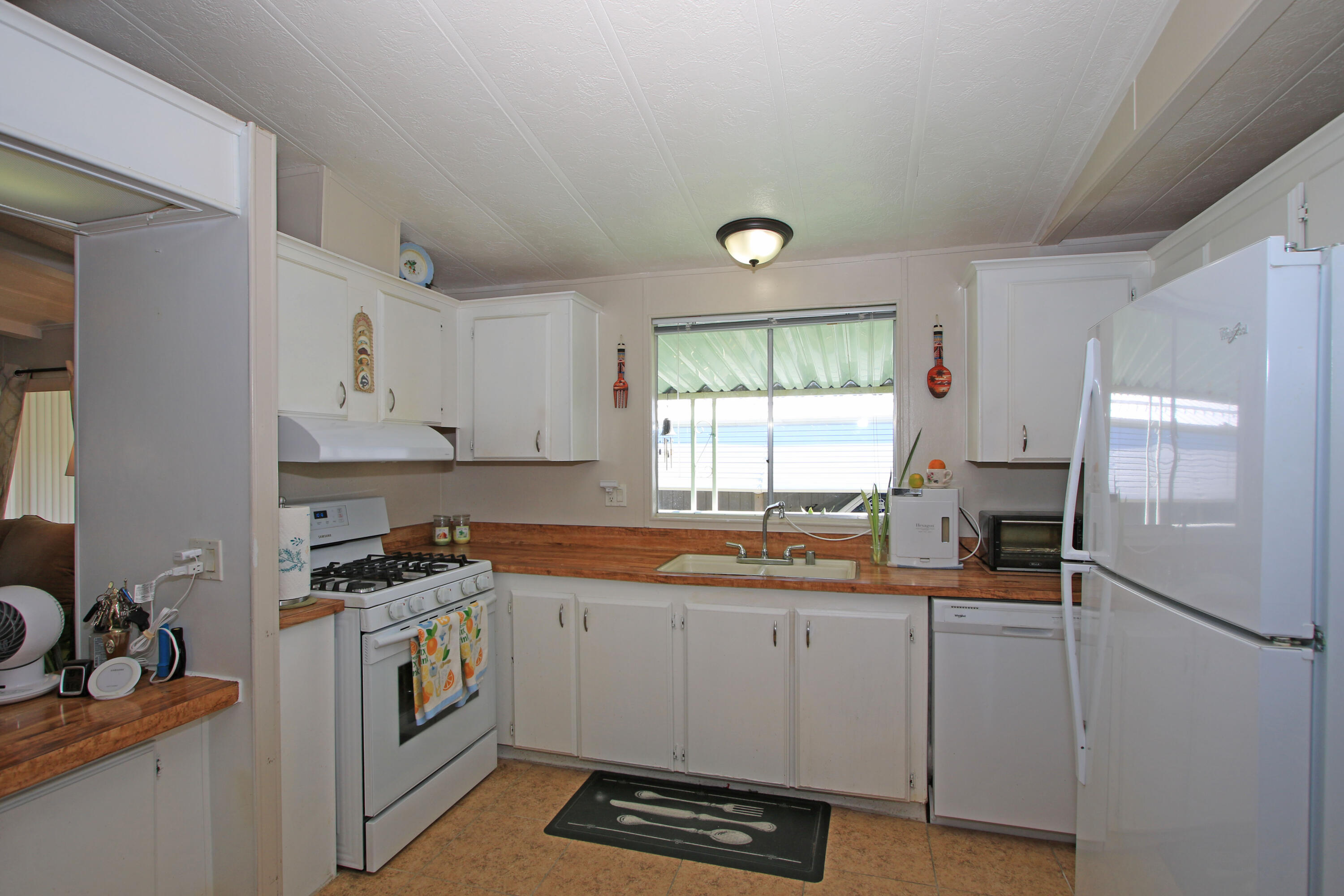 46618 Madison Street, Unit 98 Indio, CA 92201 - Photo 7 of 31 3