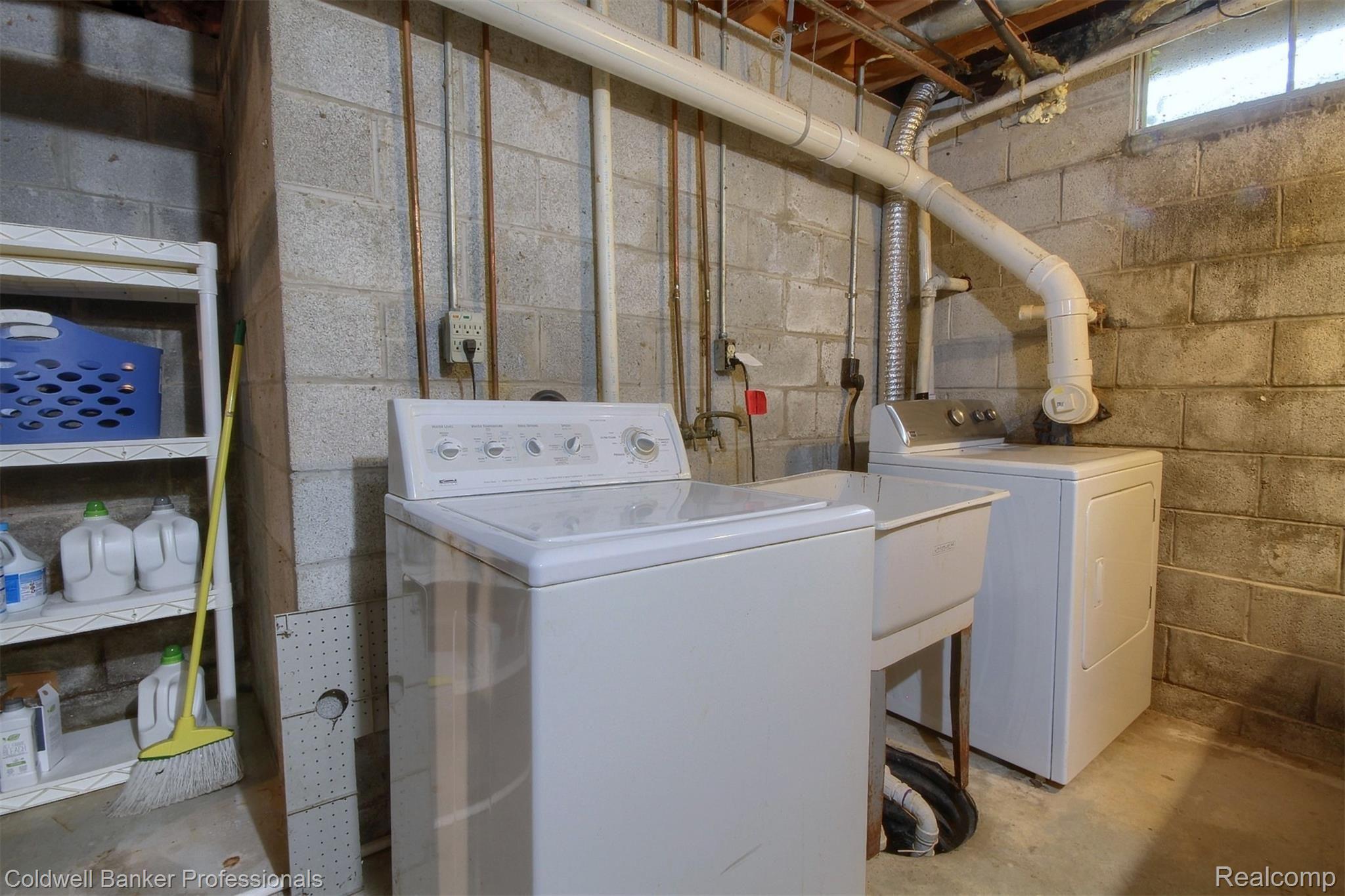 18875 Sumpter Road Belleville, MI 48111 - Photo 23 of 29 25-Laundry Room 2nd View.jpg