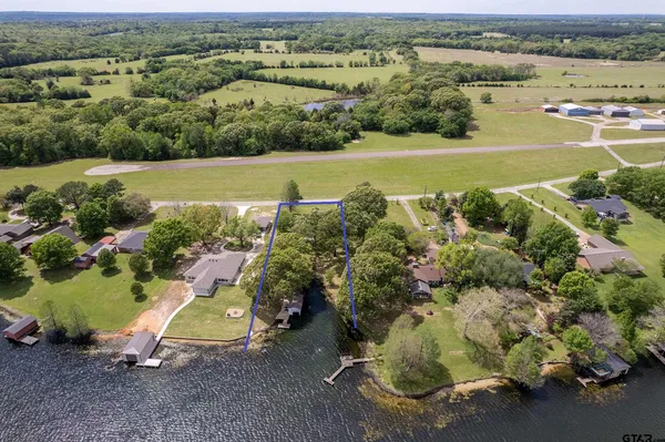 $410,000 | 11821 West Lake Drive, Murchison, TX 75778