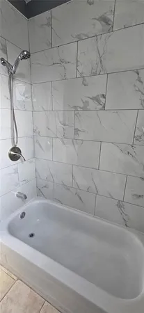 $2,600 | 51 Arch Street, Unit 2, Providence, RI 02907