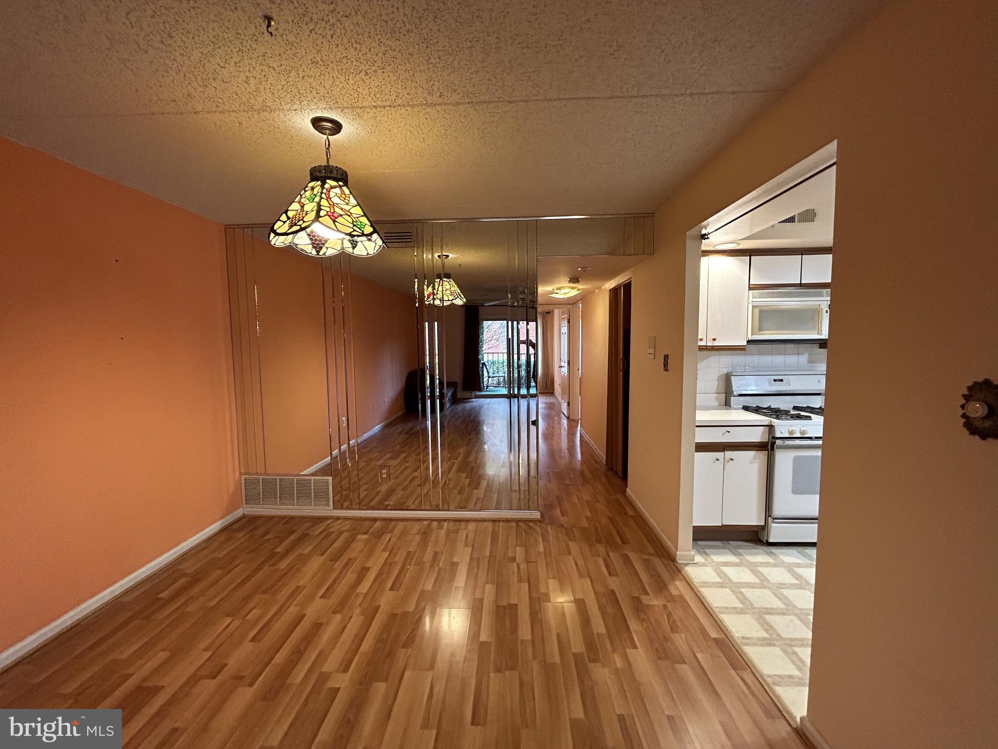 2015 Welsh Road, Unit A19 Philadelphia, PA 19115 - Photo 11 of 27 Gallery Image 11