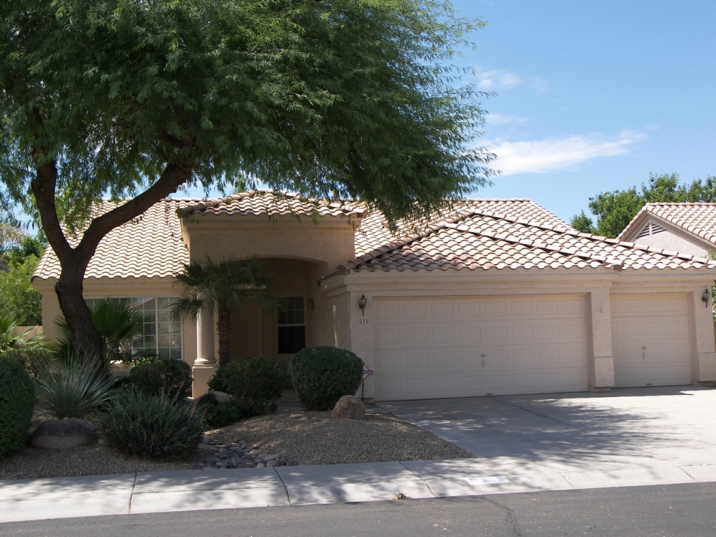 233 West Smoke Tree Road Gilbert, AZ 85233 - Photo 1 of 17 MLS Front