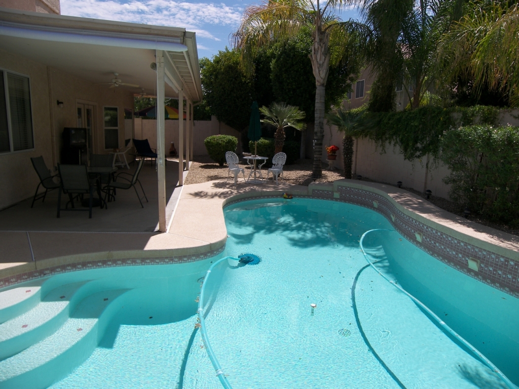 233 West Smoke Tree Road Gilbert, AZ 85233 - Photo 14 of 17 MLS Pool
