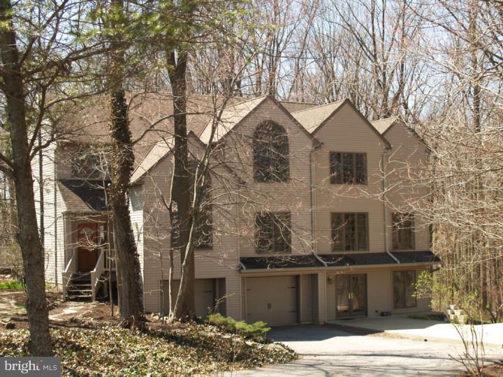 90 Jackson Road Christiana, PA 17509 - Photo 1 of 18 Exterior Front