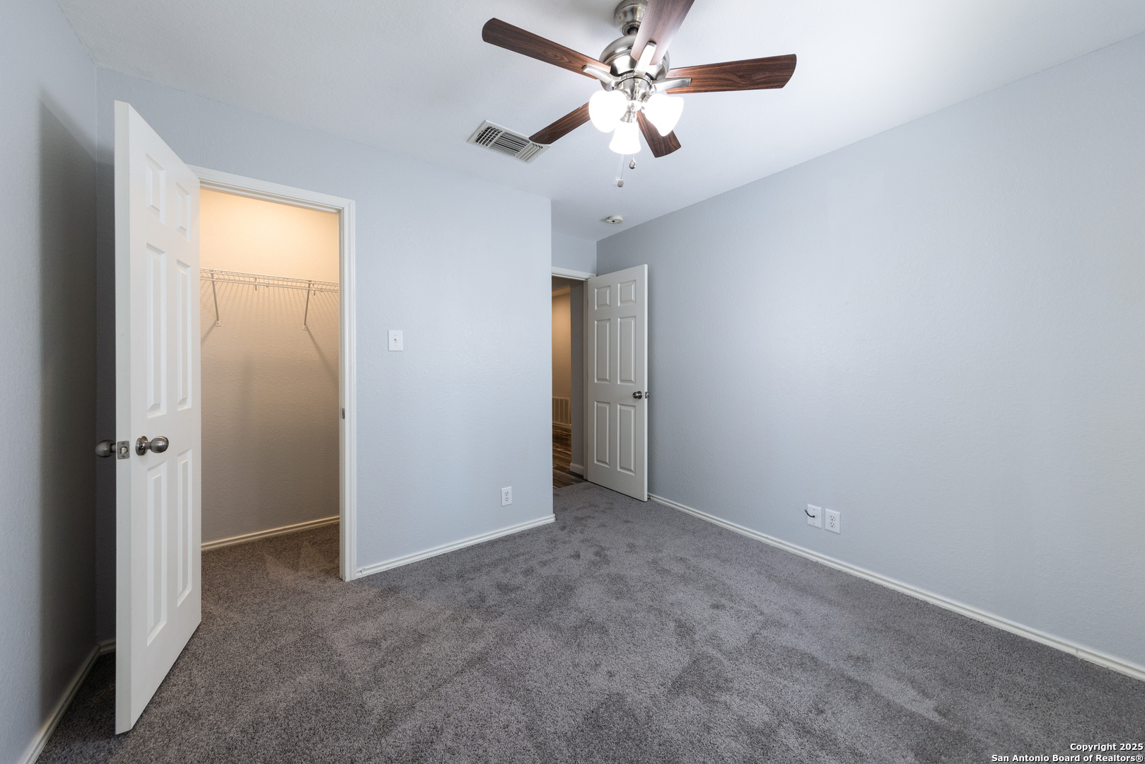15522 Flowing Spring San Antonio, TX 78247 - Photo 20 of 33