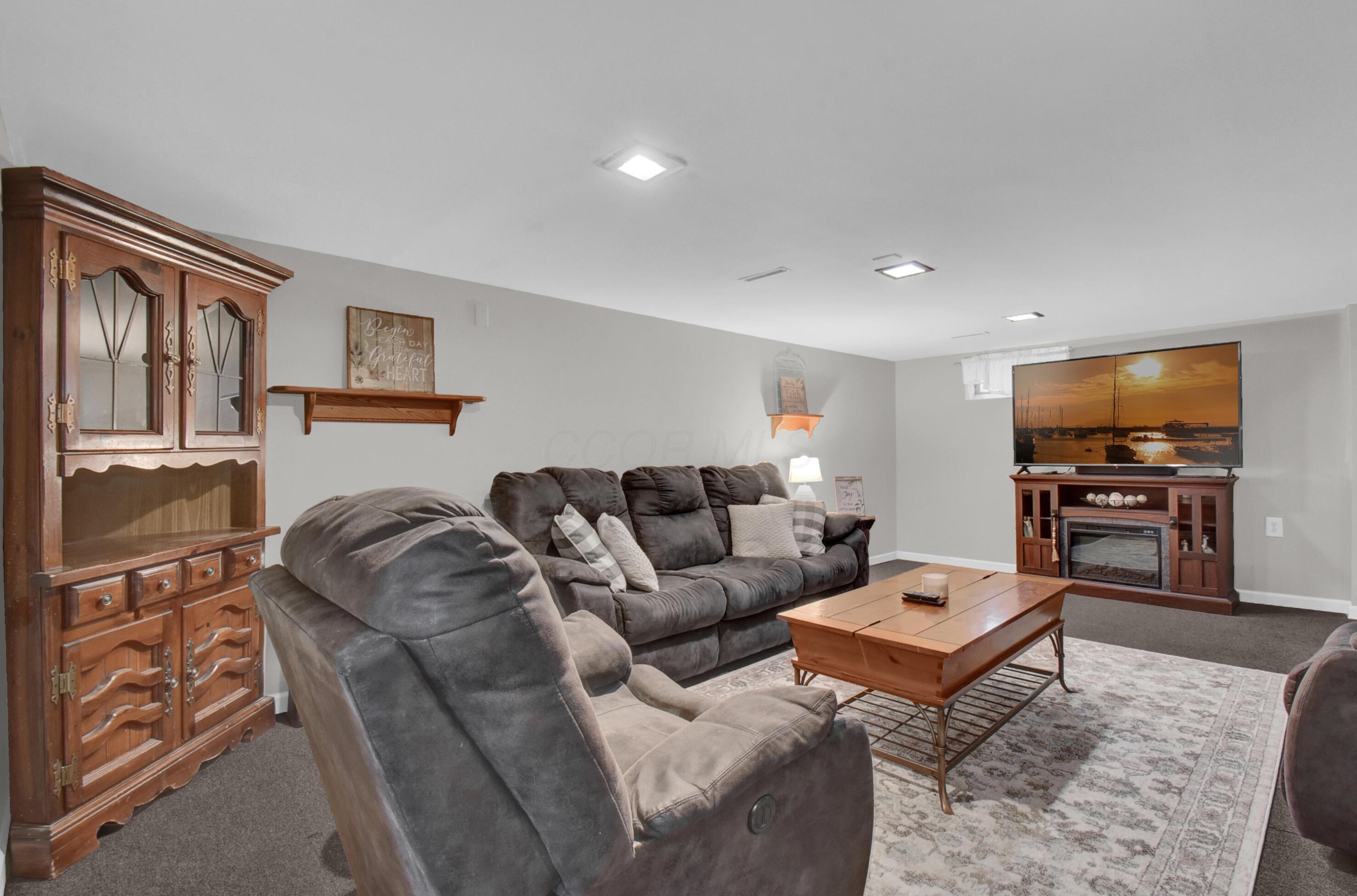 4801 Cullen Avenue Springfield, OH 45503 - Photo 18 of 25 DSC_4163