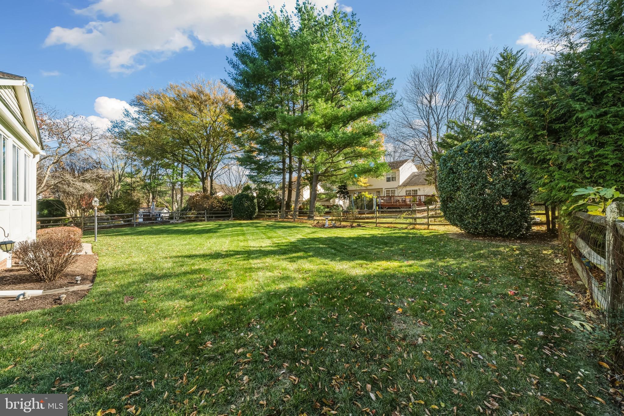 20 Allenhurst Court Gaithersburg, MD 20878 - Photo 11 of 57 a view of a park with large trees