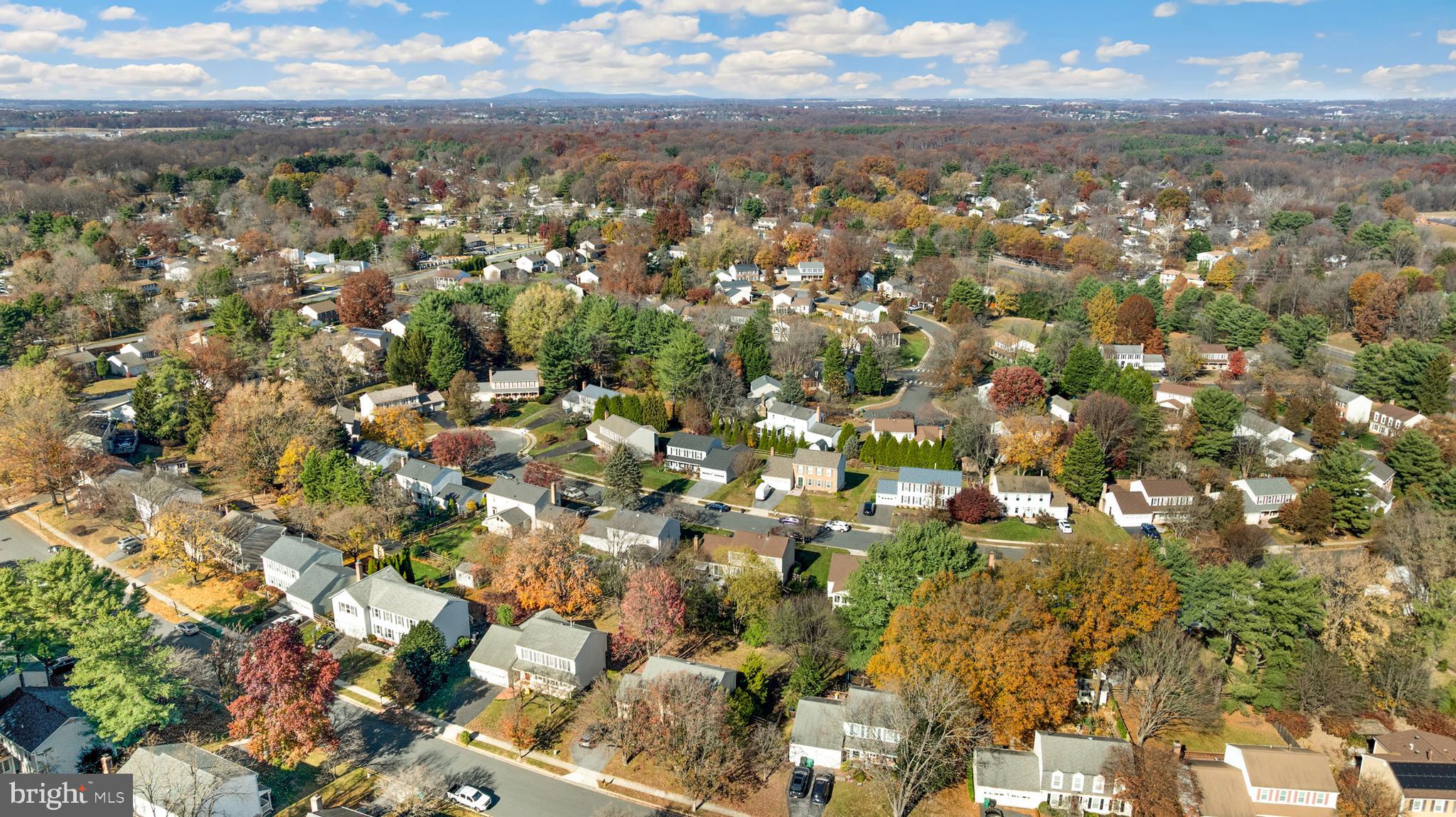 20 Allenhurst Court Gaithersburg, MD 20878 - Photo 6 of 57 a view of city and mountain