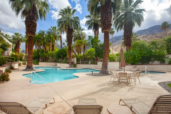 $2,650 | 255 East Avenida Granada, Unit 324, Palm Springs, CA 92264