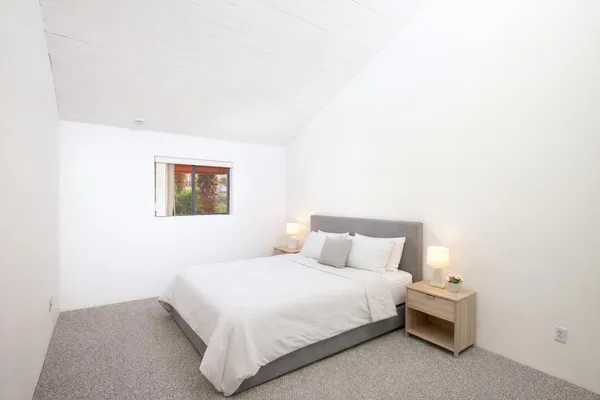 $2,650 | 255 East Avenida Granada, Unit 324, Palm Springs, CA 92264