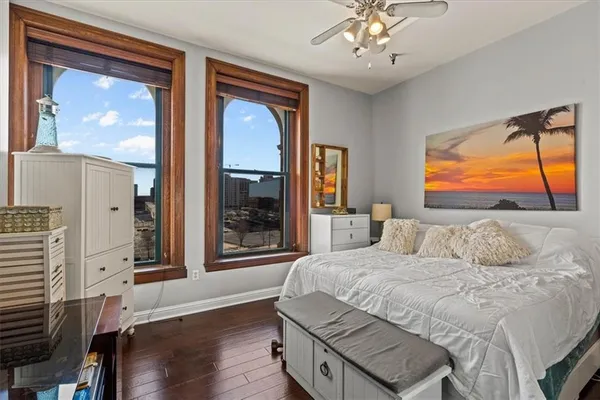$415,000 | 612 Central Street, Unit 503, Kansas City, MO 64105