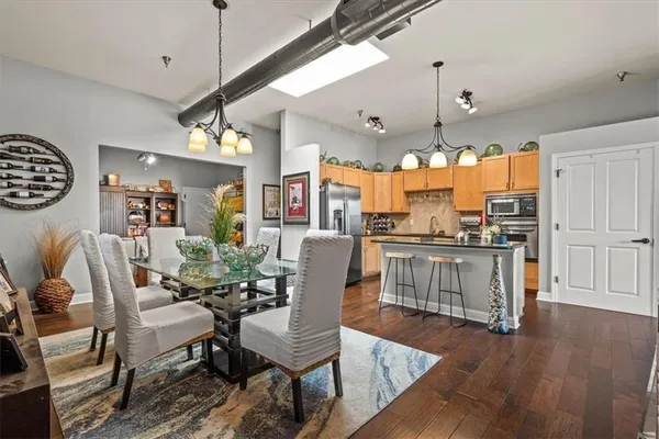 $415,000 | 612 Central Street, Unit 503, Kansas City, MO 64105
