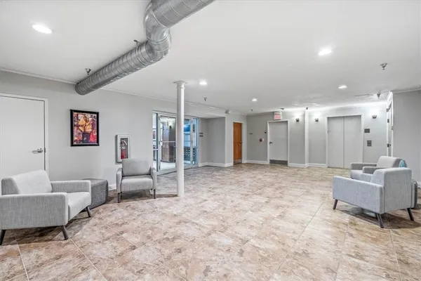 $415,000 | 612 Central Street, Unit 503, Kansas City, MO 64105