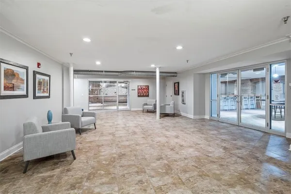 $415,000 | 612 Central Street, Unit 503, Kansas City, MO 64105