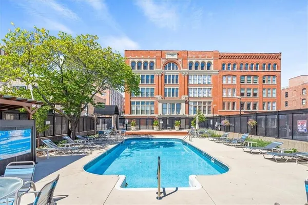 $415,000 | 612 Central Street, Unit 503, Kansas City, MO 64105