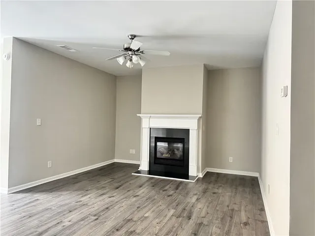 $2,000 | 1013 Nightfall Court Northwest, Unit 10, Suwanee, GA 30024