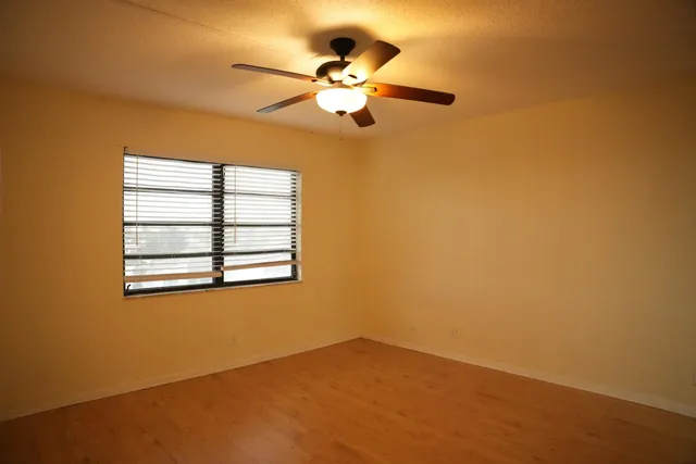 $1,500 | 4640 Lucerne Lakes Boulevard West, Unit 508, Lake Worth, FL 33467