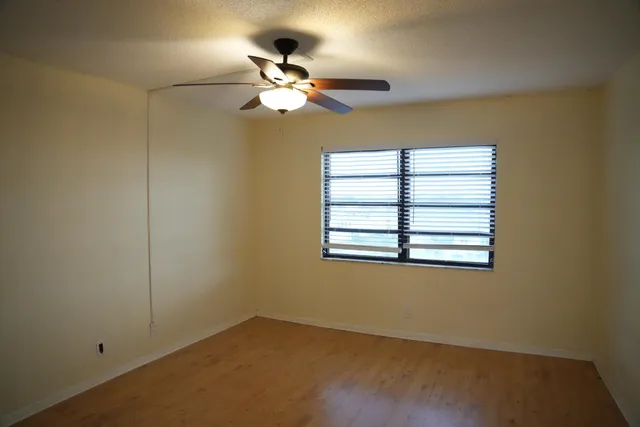 $1,500 | 4640 Lucerne Lakes Boulevard West, Unit 508, Lake Worth, FL 33467