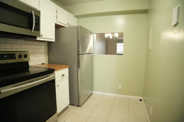 $1,500 | 4640 Lucerne Lakes Boulevard West, Unit 508, Lake Worth, FL 33467