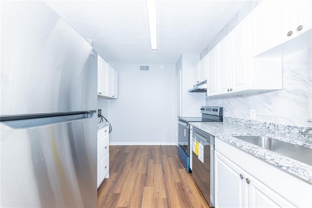 2398 Lawrenceville Highway, Unit U Decatur, GA 30033 - Photo 8 of 31 Gallery Image 8