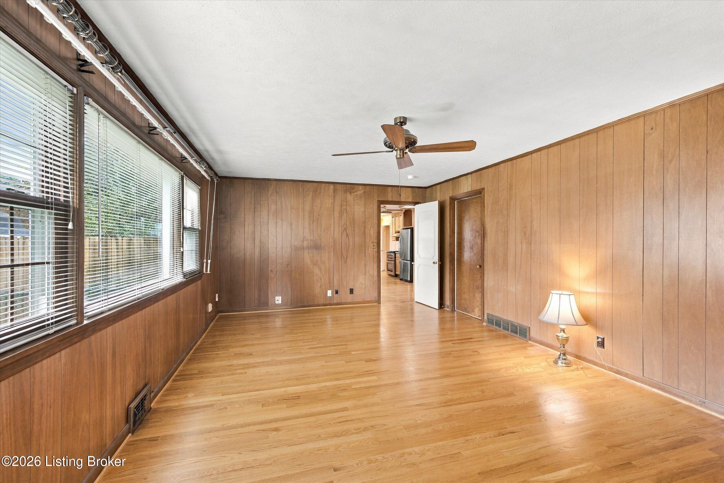 8110 Old Gate Road Louisville, KY 40241 - Photo 32 of 41 Another View of Family Room