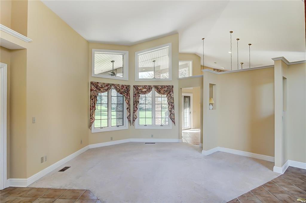 2696 Ballydoyle Drive Springfield, OH 45503 - Photo 5 of 45