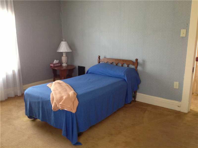 819 Riverside Drive Bridgewater, PA 15009 - Photo 12 of 22 Bedroom.