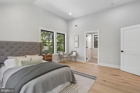 $2,295,000 | 2577 Wayland Road, Berwyn, PA 19312