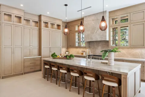 $7,450,000 | 247 Seville Road, West Palm Beach, FL 33405