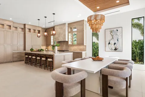 $7,450,000 | 247 Seville Road, West Palm Beach, FL 33405