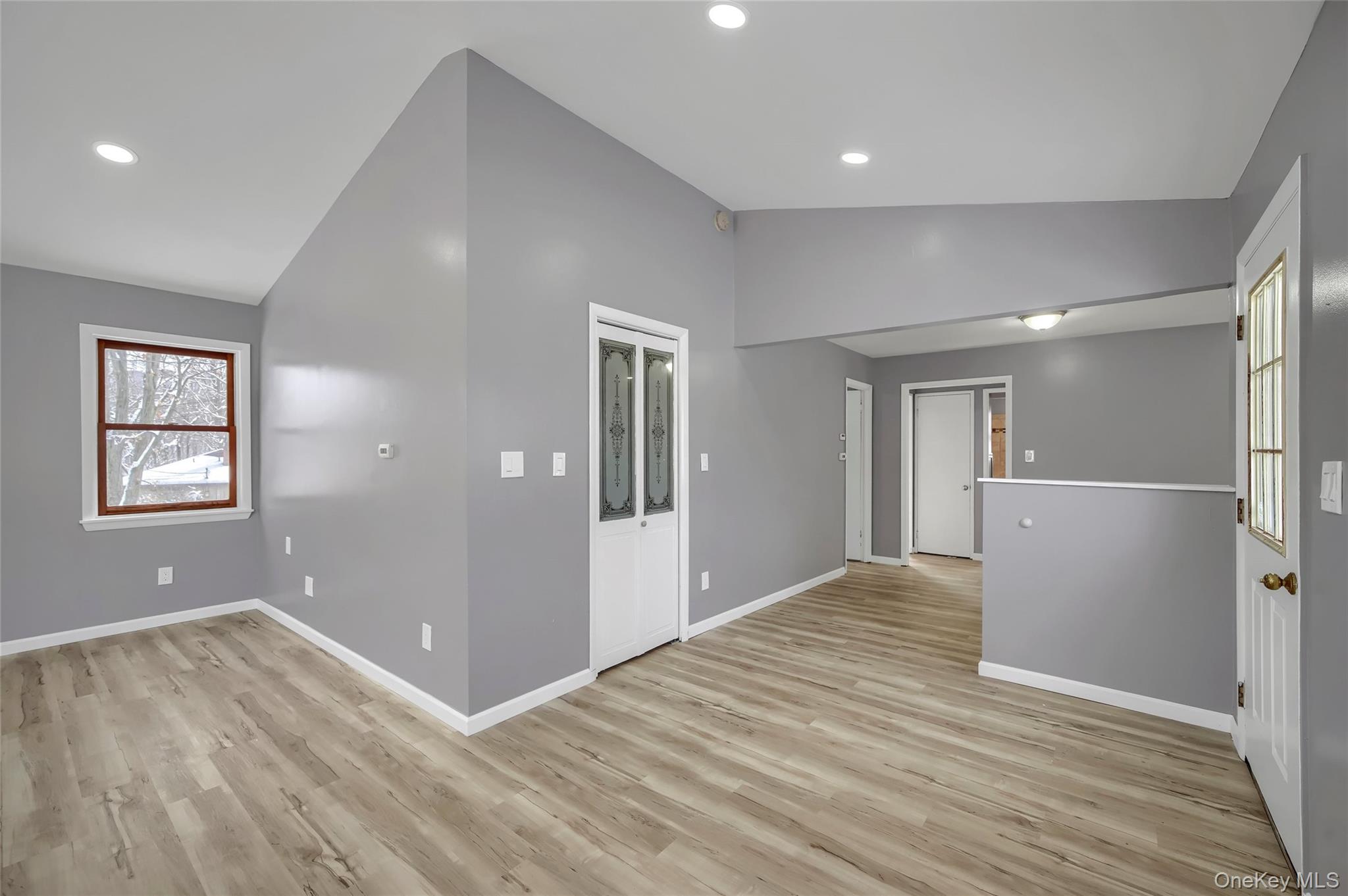 447 Clove Road Monroe, NY 10950 - Photo 13 of 29