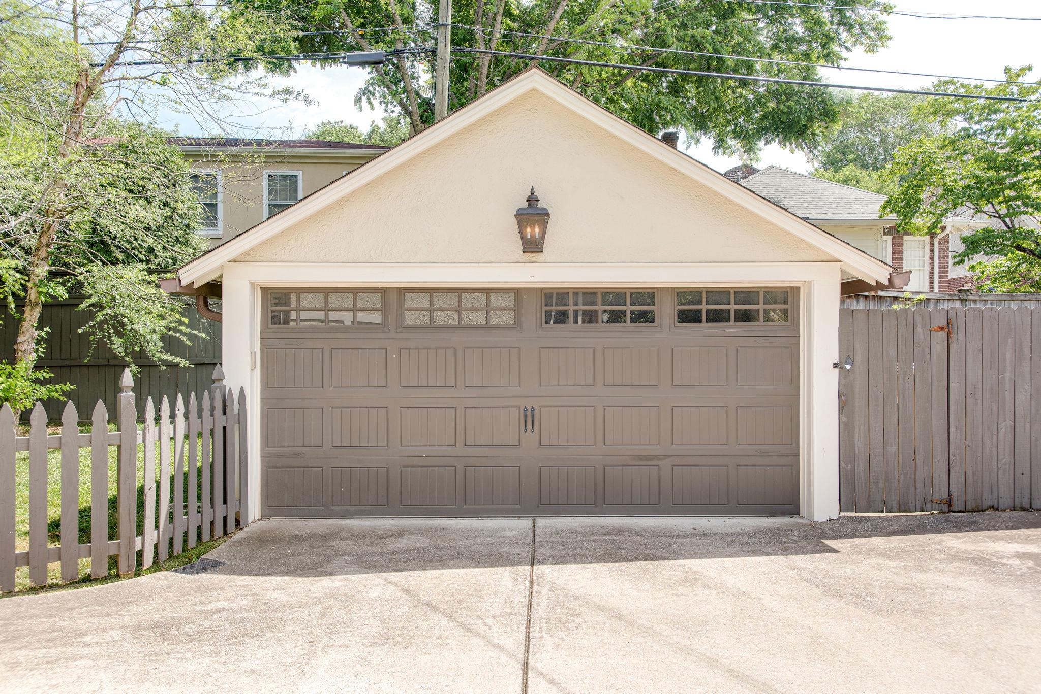 232 Cherokee Road Nashville, TN 37205 - Photo 24 of 24 a view of a entrance gate of the house