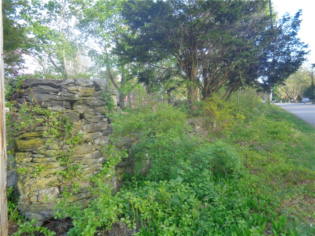 74 Balcom Avenue Warwick, RI 02889 - Photo 15 of 17